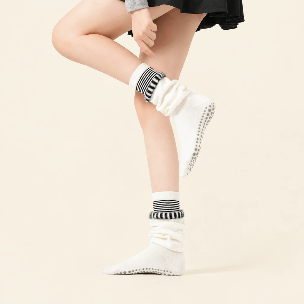 Dova Pilates Grip Socks